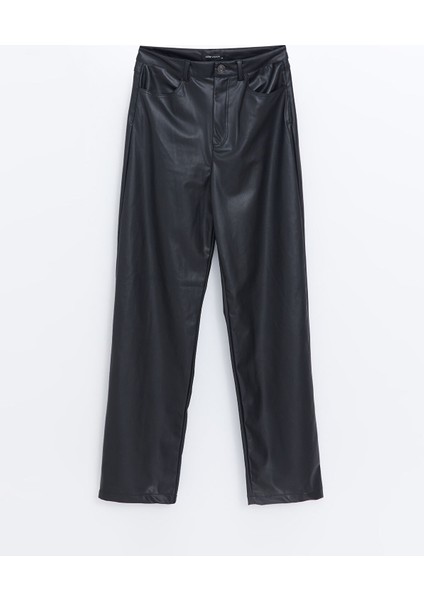 Yeni Sezon Dar Fit Deri Görünümlü Kadın Pantolon fırsatları