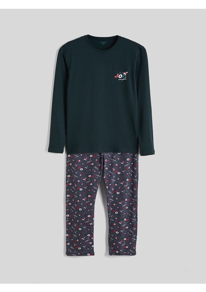 Yeni Sezon Standart Kalıp Yılbaşı Temalı Erkek Pijama Takımı