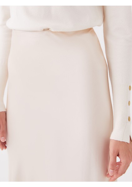 Yeni Sezon Standart Fit Düz Saten Kadın Etek indirimleri