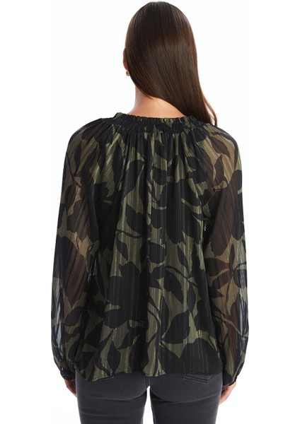 Yeni Sezon Bağlamalı Yaka Desenli Kadın Bluz fırsatları