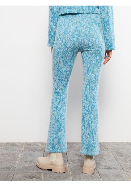 Yeni Sezon Standart Fit Desenli Kadın Pantolon indirimleri