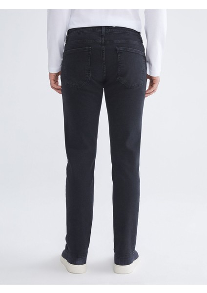 Yeni Sezon 750 Slim Fit Erkek Jean Pantolon fırsatları