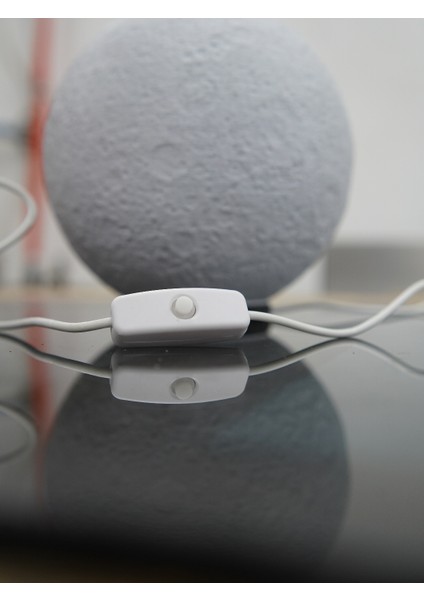 Moonglow Sphere Lamp – Ay Yüzeyi LED Masa Lambası fırsatları