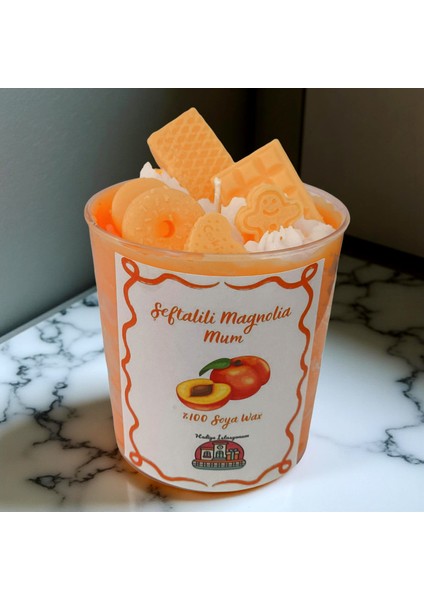 Şeftalili Magnolia Mum – El Yapımı %100 Soya Wax Kokulu Dekoratif Tasarım Mum