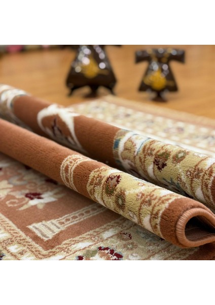 Geleneksel Motifli Yünlü Seccade Kiremit fırsatları