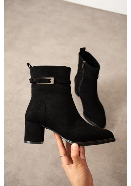 Kadın Siyah Süet Lucy Model Yandan Fermuarlı Sivri Burun Kısa Topuklu Bot fiyatları