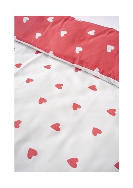 Kırmızı Zemin Kalpli Çift Kişilik Pamuklu Nevresim Takımı fiyatları