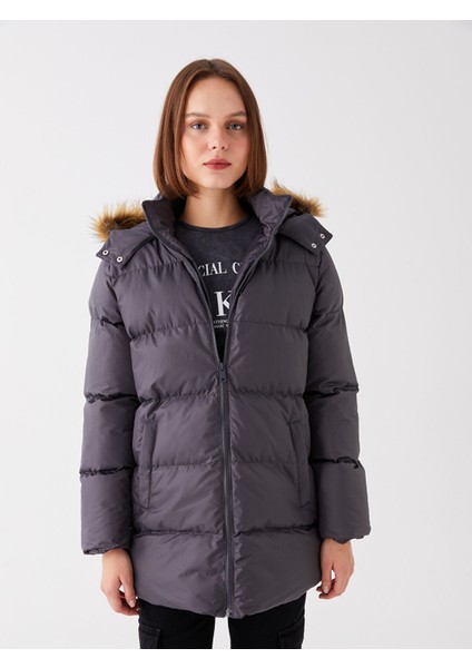 Yeni Sezon Kadın Kapüşonlu Düz Şişme Mont modelleri