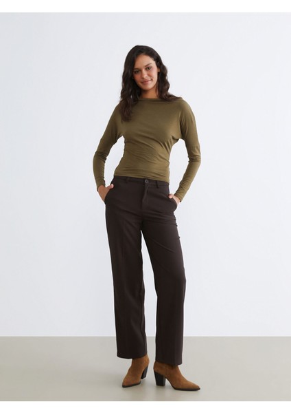 Yeni Sezon Standart Fit Geniş Paça Kadın Pantolon