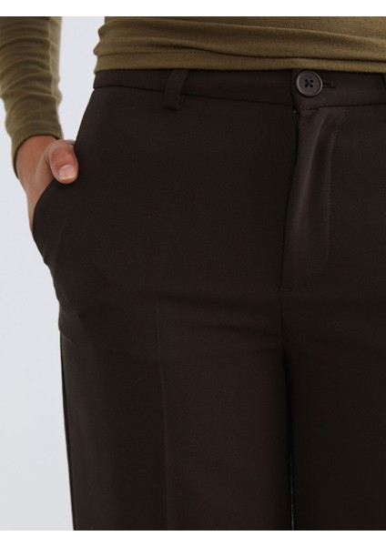 Yeni Sezon Standart Fit Geniş Paça Kadın Pantolon modelleri