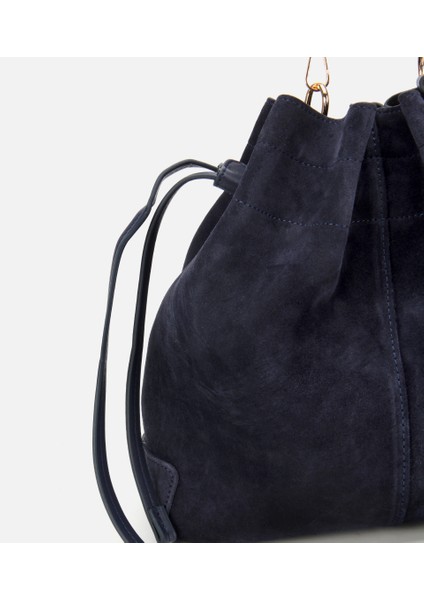 03CAH316270A680 KADIN Süet Deri Lacivert Bucket Omuz Çantası