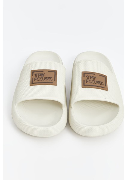 Yeni Sezon Yazı Baskılı Erkek Terlik modelleri