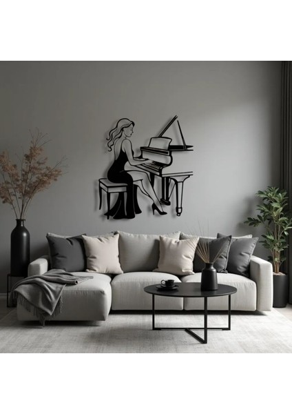 Piyano Çalan Kadın Siluetli Metal Duvar Dekoru – Müzik ve Zarafetin Buluşması