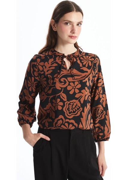 Yeni Sezon Bağlamalı Yaka Desenli Kadın Bluz