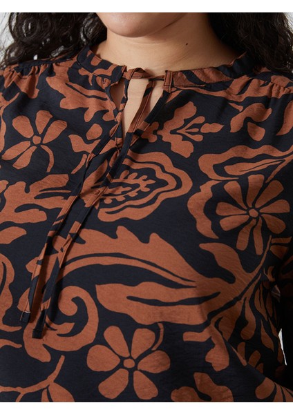 Yeni Sezon Bağlamalı Yaka Desenli Kadın Bluz indirimleri