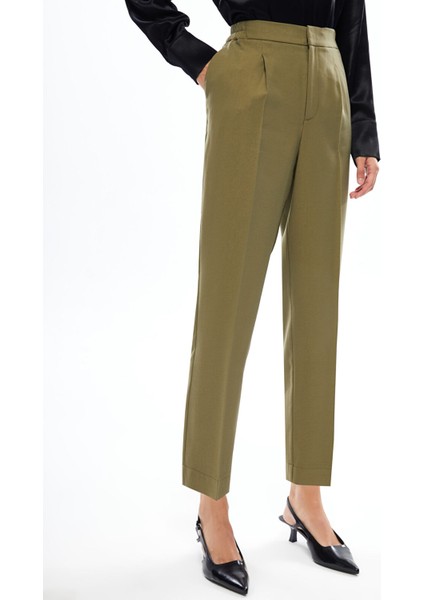 Yeni Sezon Kadın Havuç Kesim Düz Pantolon fiyatları