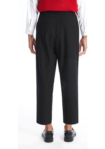 Yeni Sezon Loose Fit Kadın Pantolon fırsatları