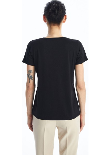 Yeni Sezon Bisiklet Yaka Baskılı Kısa Kollu Kadın Tişört indirimleri