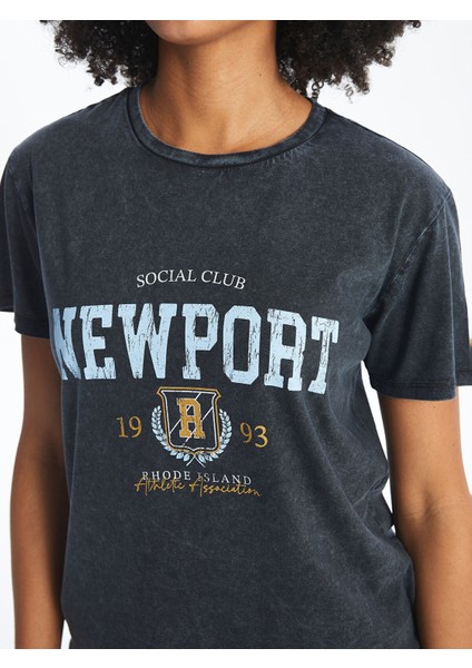 Yeni Sezon Bisiklet Yaka Baskılı Kısa Kollu Kadın Tişört modelleri