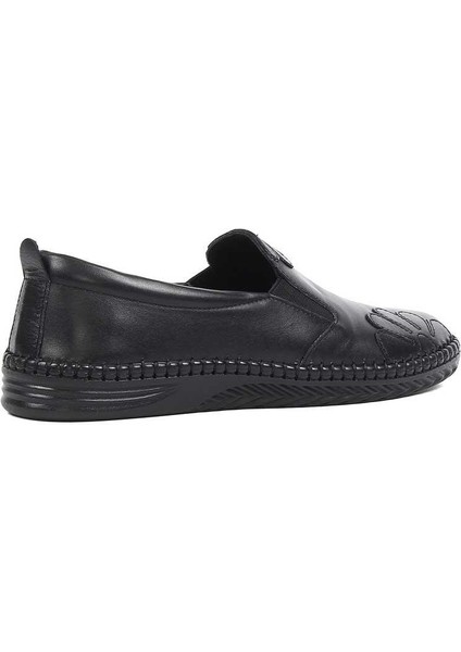 Kadın Siyah Dikiş Detaylı Deri Ayakkabı fırsatları