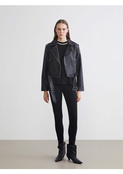 Yeni Sezon Gömlek Yaka Kadın Deri Görünümlü Ceket fiyatları