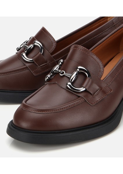 01AYH312800A480 KADIN Deri Kahverengi Tokalı Yüksek Topuklu Klasik Loafer modelleri