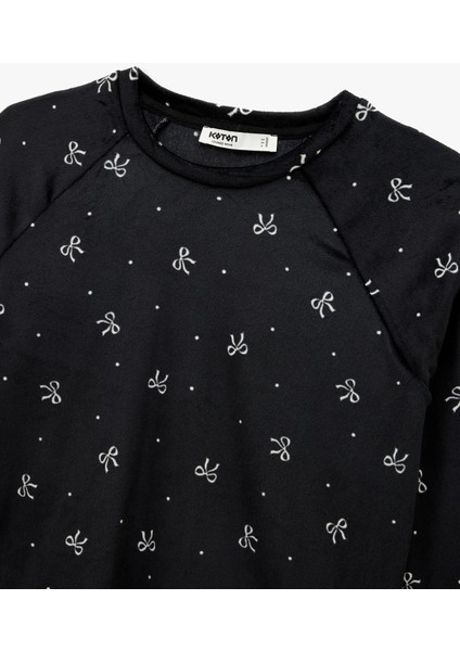 Uzun Kollu Bisiklet Yaka Fiyonk Desenli Kadife Pijama Üstü modelleri