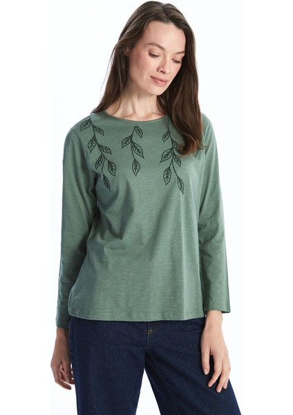 Yeni Sezon Bisiklet Yaka Nakışlı Kadın Bluz