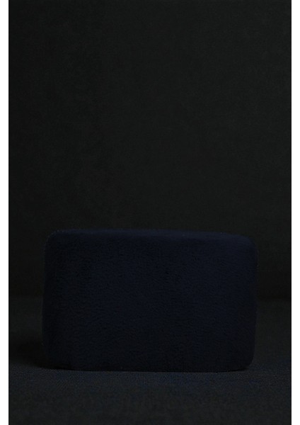 Oval Puf – Salon, Yatak Odası ve Makyaj Masası Için Şık Puf modelleri