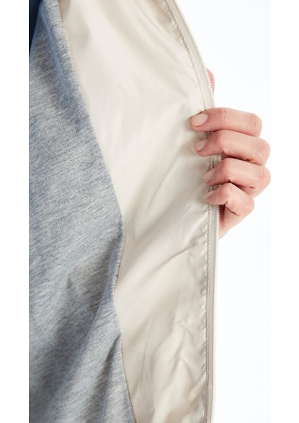 Yeni Sezon Kadın Kapüşonlu Düz Yağmurluk fırsatları