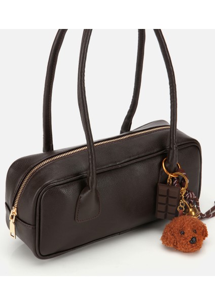 03CAH316890A480 KADIN Kahverengi Charm Detaylı Omuz Çantası fırsatları
