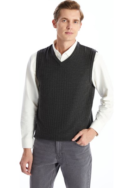 Yeni Sezon Standart Kalıp V Yaka Erkek Triko Süveter