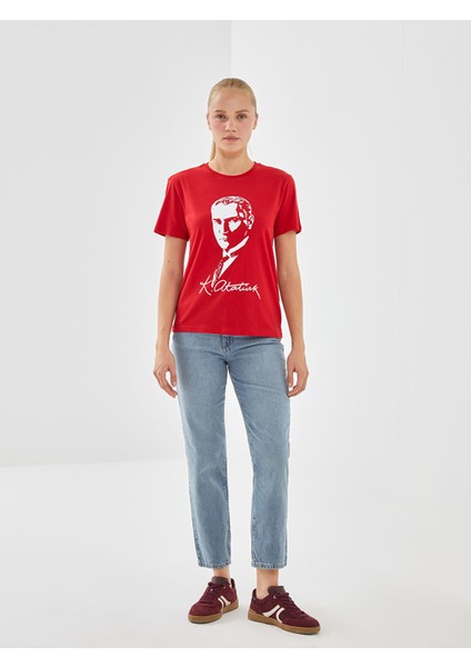 Yeni Sezon Bisiklet Yaka Atatürk Temalı Kadın Tişört modelleri