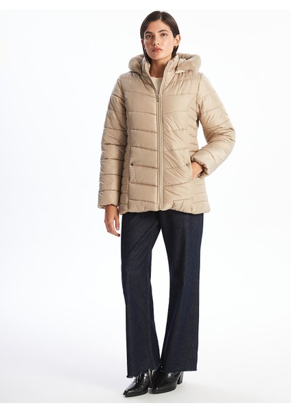 Yeni Sezon Kapüşonlu Kadın Şişme Mont fiyatları