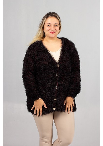 Konfor ve Şıklığı Bir Arada Sunan Büyük Beden Sakallı Triko Hırka indirimleri