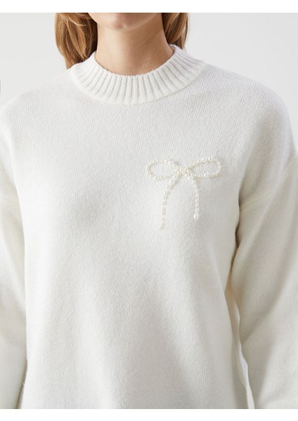 Yeni Sezon Bisiklet Yaka Boncuk Işlemeli Kadın Triko Kazak modelleri