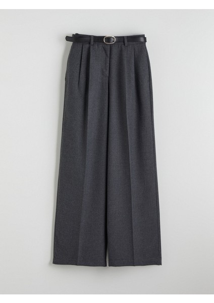 Yeni Sezon Beli Kemerli Loose Fit Kadın Pileli Pantolon