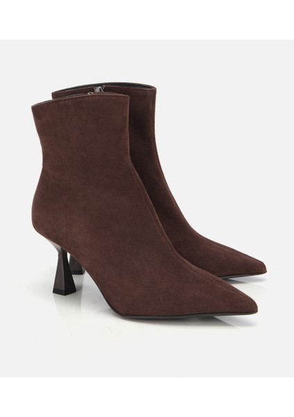 01BOH312650A480 KADIN Süet Deri Kahverengi Dikiş Detaylı Sivri Kısa Topuklu Bot fiyatları