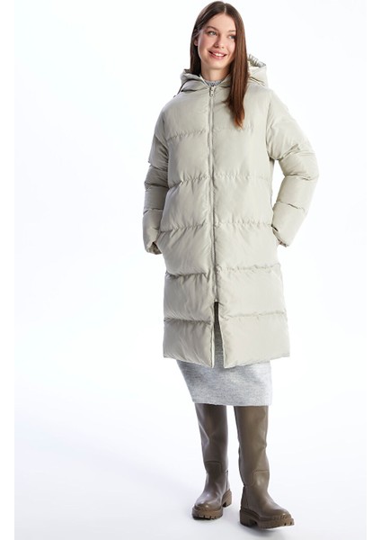 Yeni Sezon Kadın Kapüşonlu Düz Şişme Mont