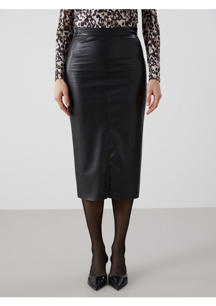 Yeni Sezon Dar Fit Deri Görünümlü Kadın Etek fiyatları