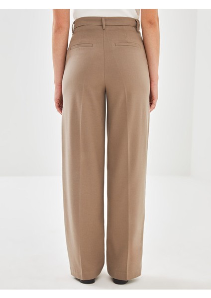 Yeni Sezon Loose Fit Kadın Pantolon fırsatları