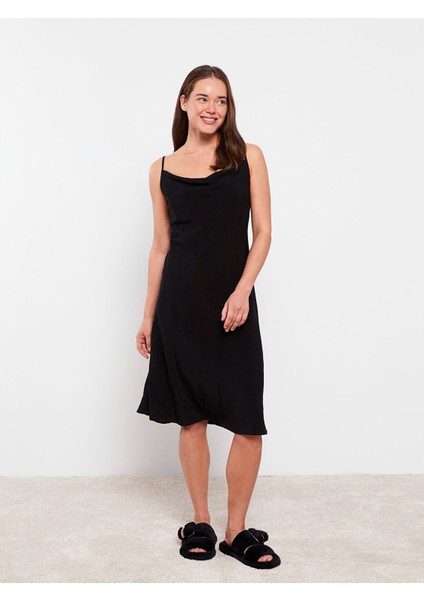 Yeni Sezon Dökümlü Yaka Düz Askılı Kadın Fantezi Gecelik modelleri