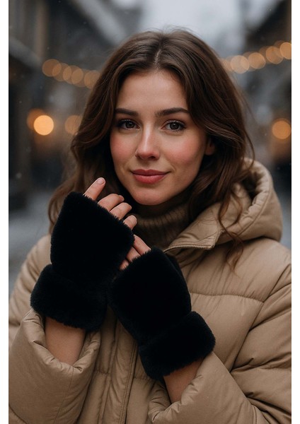 Kadın Kesik Peluş Eldiven Eld-33 Siyah fiyatları