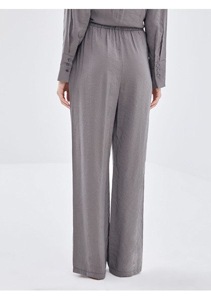 Yeni Sezon Beli Lastikli Loose Fit Kadın Pantolon indirimleri