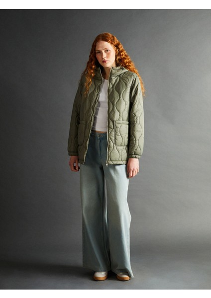 Yeni Sezon Kapüşonlu Kapitone Kadın Şişme Mont fiyatları