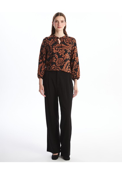 Yeni Sezon Bağlamalı Yaka Desenli Kadın Bluz fırsatları