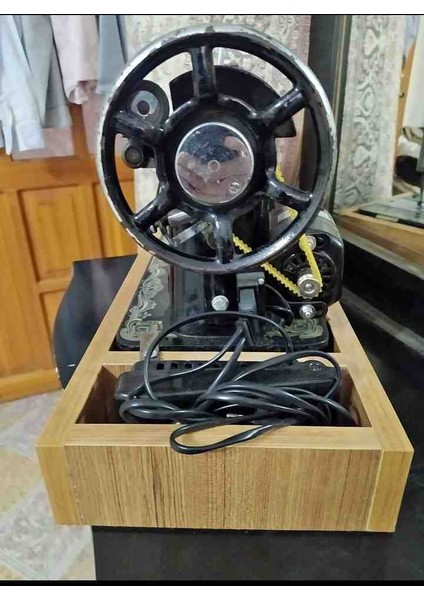 Dikiş Makinası Kara Kafa Alt Bazalı Motorlu fırsatları