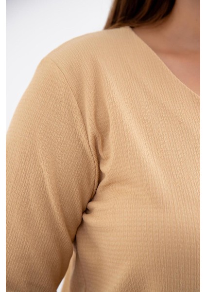 Kadın Büyük Beden Düğme Detaylı Truvakar Kol Camel Bluz modelleri