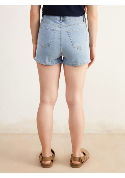 Yeni Sezon Petite Dar Fit Kadın Jean Şort fırsatları