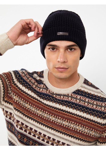 Yeni Sezon Etiket Detaylı Erkek Bere modelleri